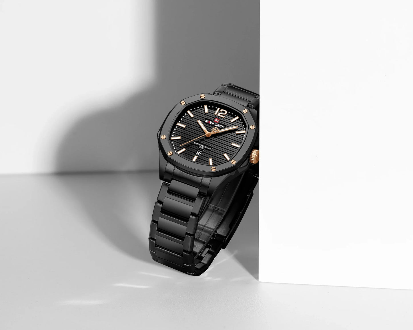 NAVIFORCE Watch 9243S Luxury Quartz Watch for Men.