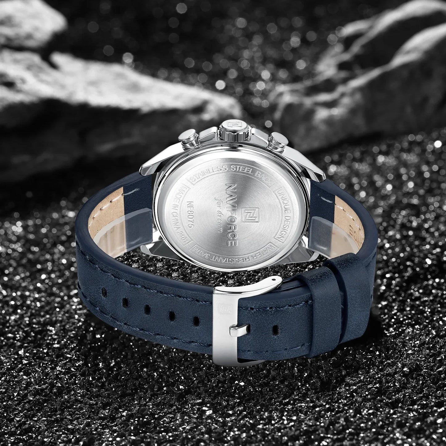 NAVIFORCE Watch 8075 Luxury Quartz Watch for Men.