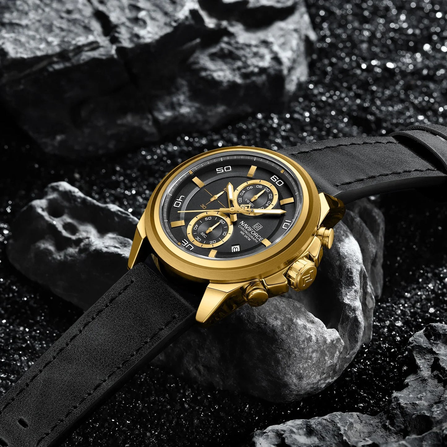 NAVIFORCE Watch 8075 Quartz Watch Waterproof for Men.