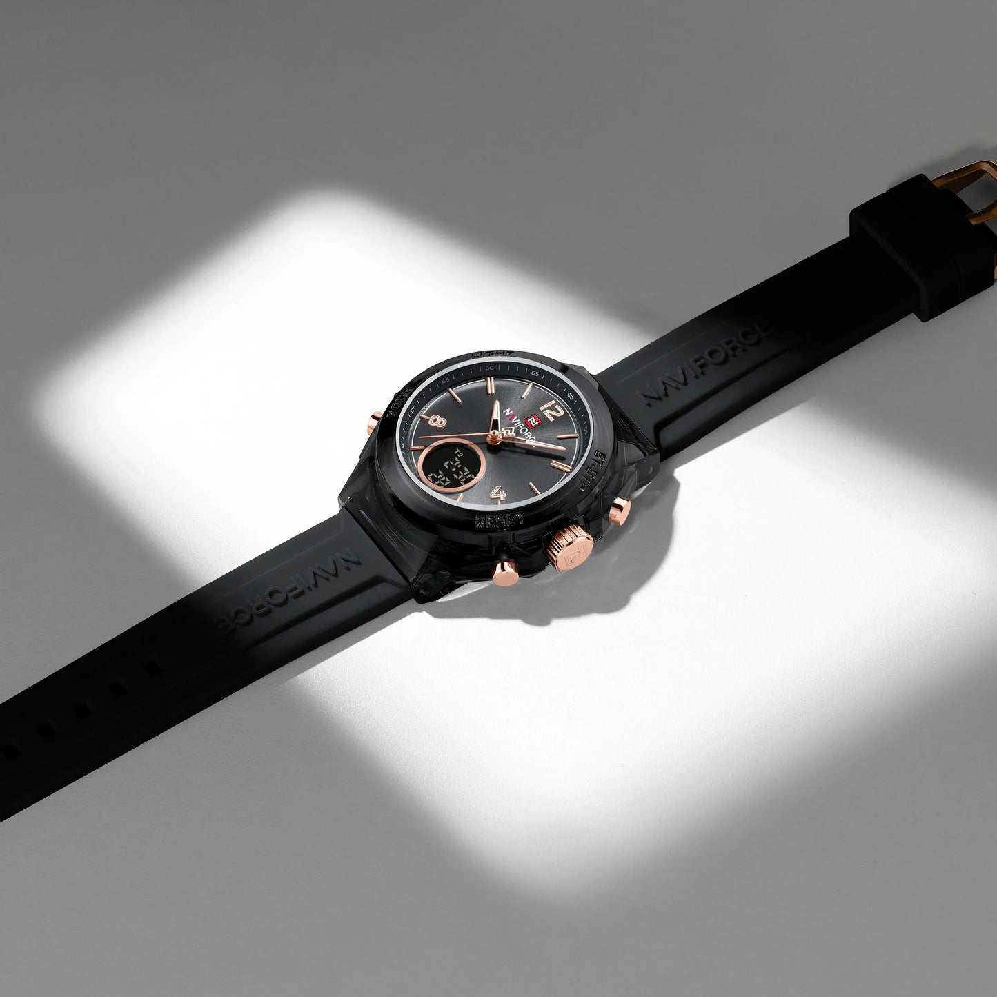 NAVIFORCE-7109 - Waterproof quartz watch