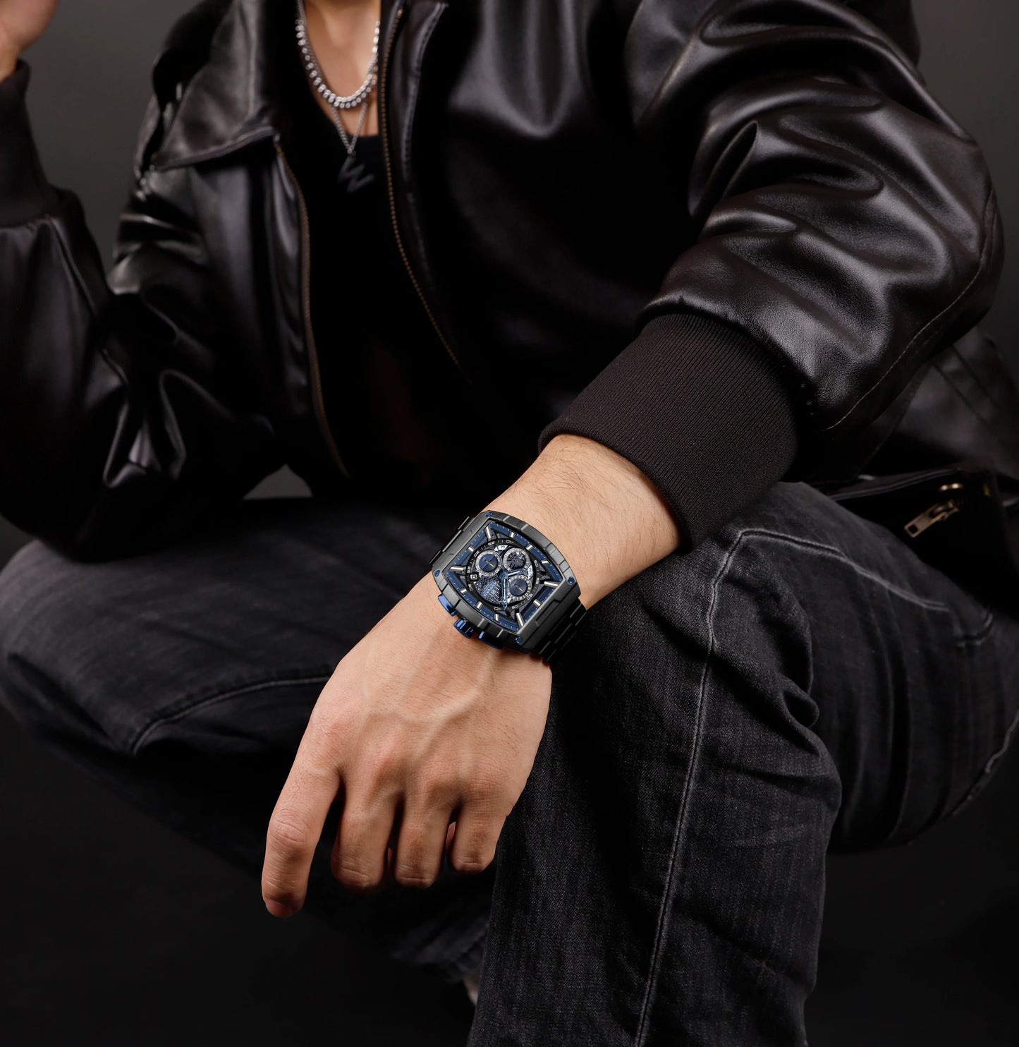 NAVIFORCE Watch 8066 Business Waterproof Quartz Watch.