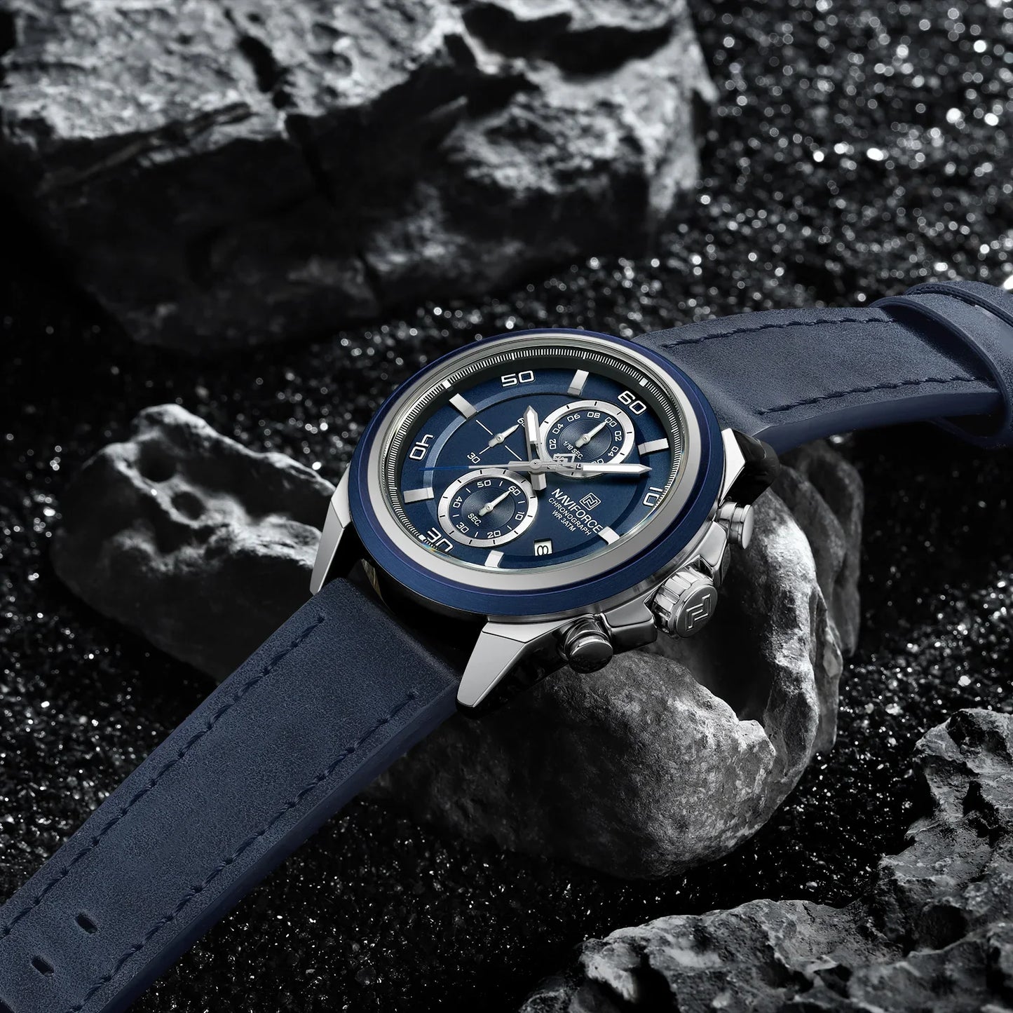 NAVIFORCE Watch 8075 Luxury Quartz  Watch for Men.