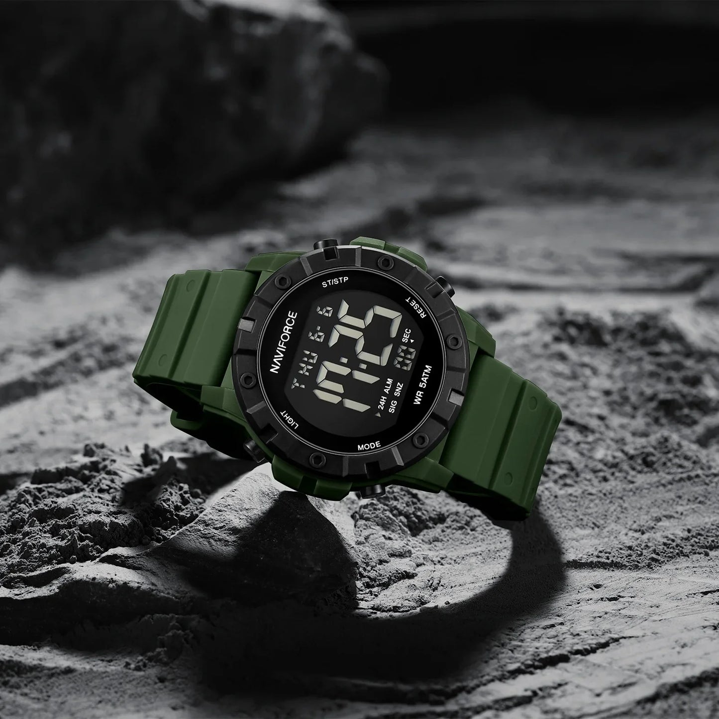 NAVIFORCE-7110 Sports Waterproof Meter