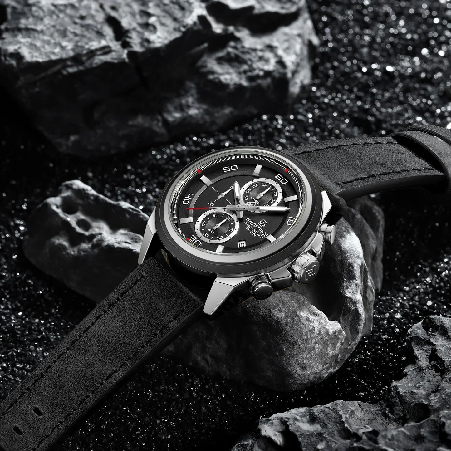 NAVIFORCE Watch 8075 Luxury Wristwatch Quartz Watch for Men.