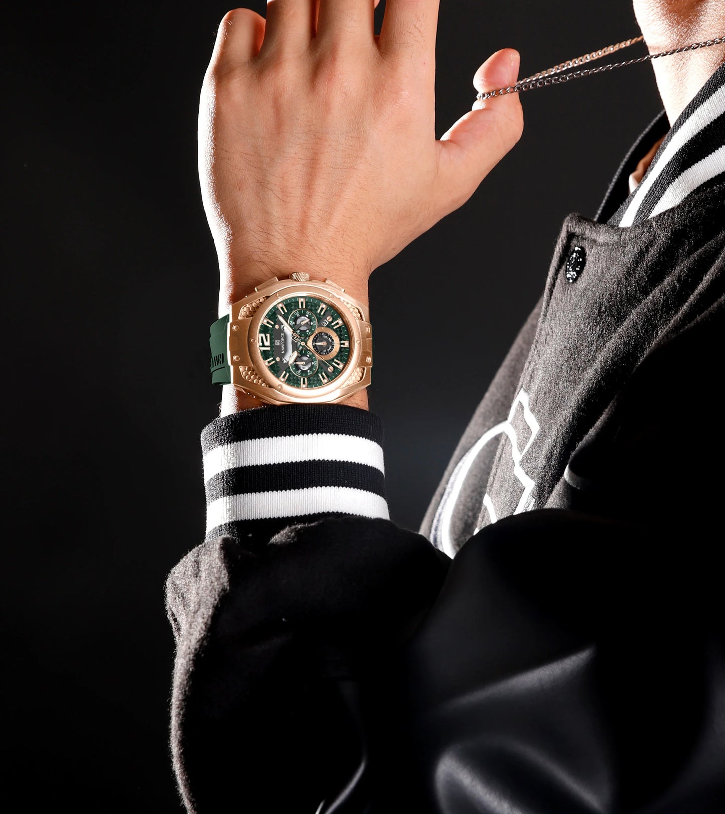 NAVIFORCE 8063 Business Waterproof  Quartz Watch.