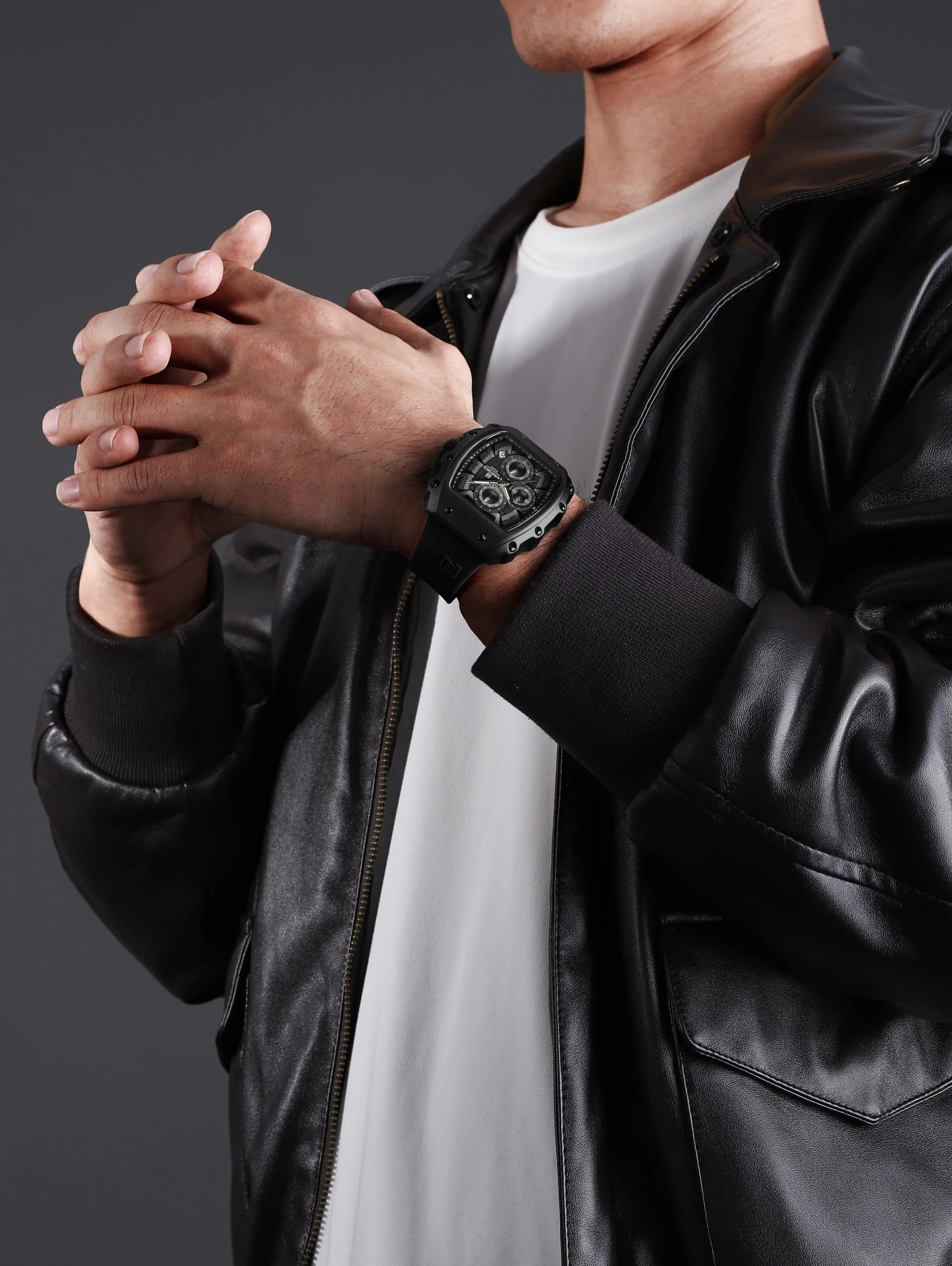 NAVIFORCE Watch 8070 Business Waterproof  Quartz Watch.