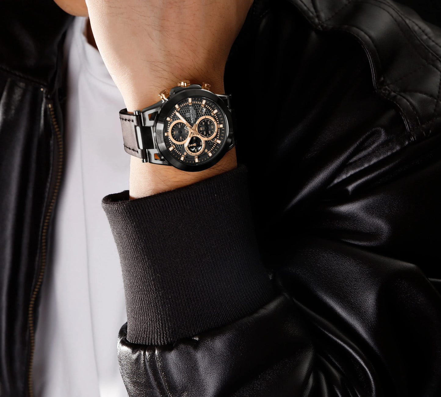 NAVIFORCE Watch 8073 Business Waterproof  Quartz Watch.