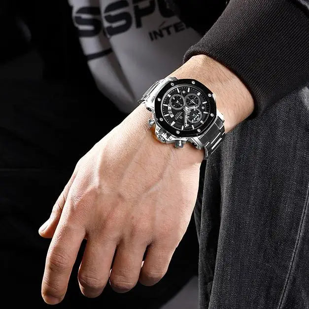 NAVIFORCE 8065 Quartz Watch for Men.