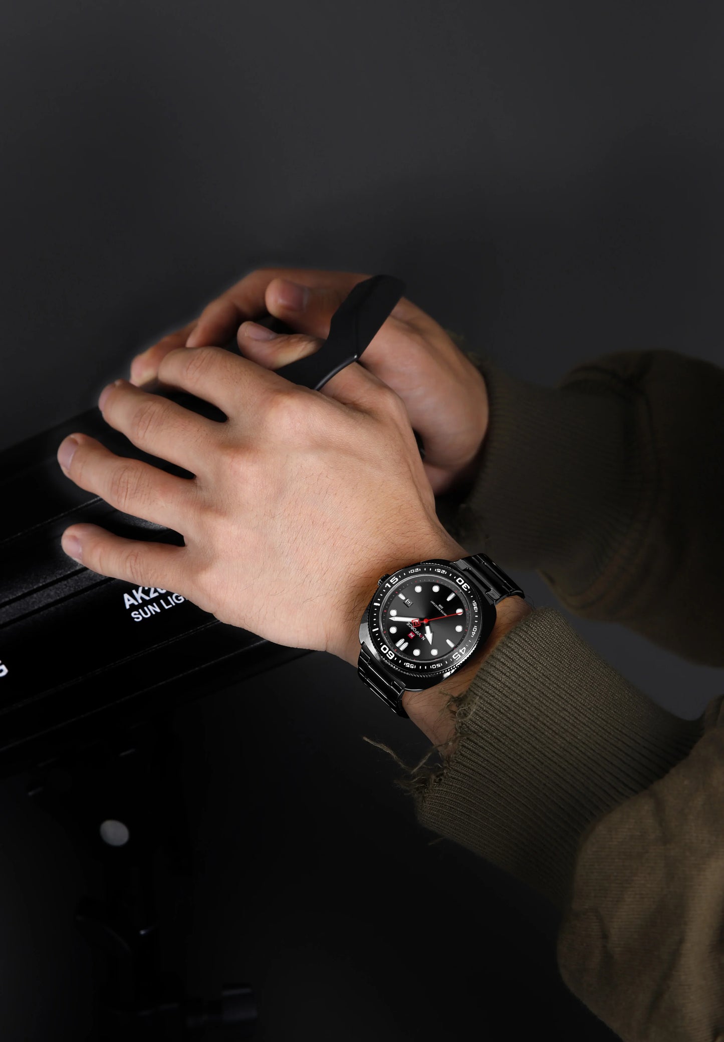 NAVIFORCE Watch 9250 Business Waterproof  Quartz Watch.