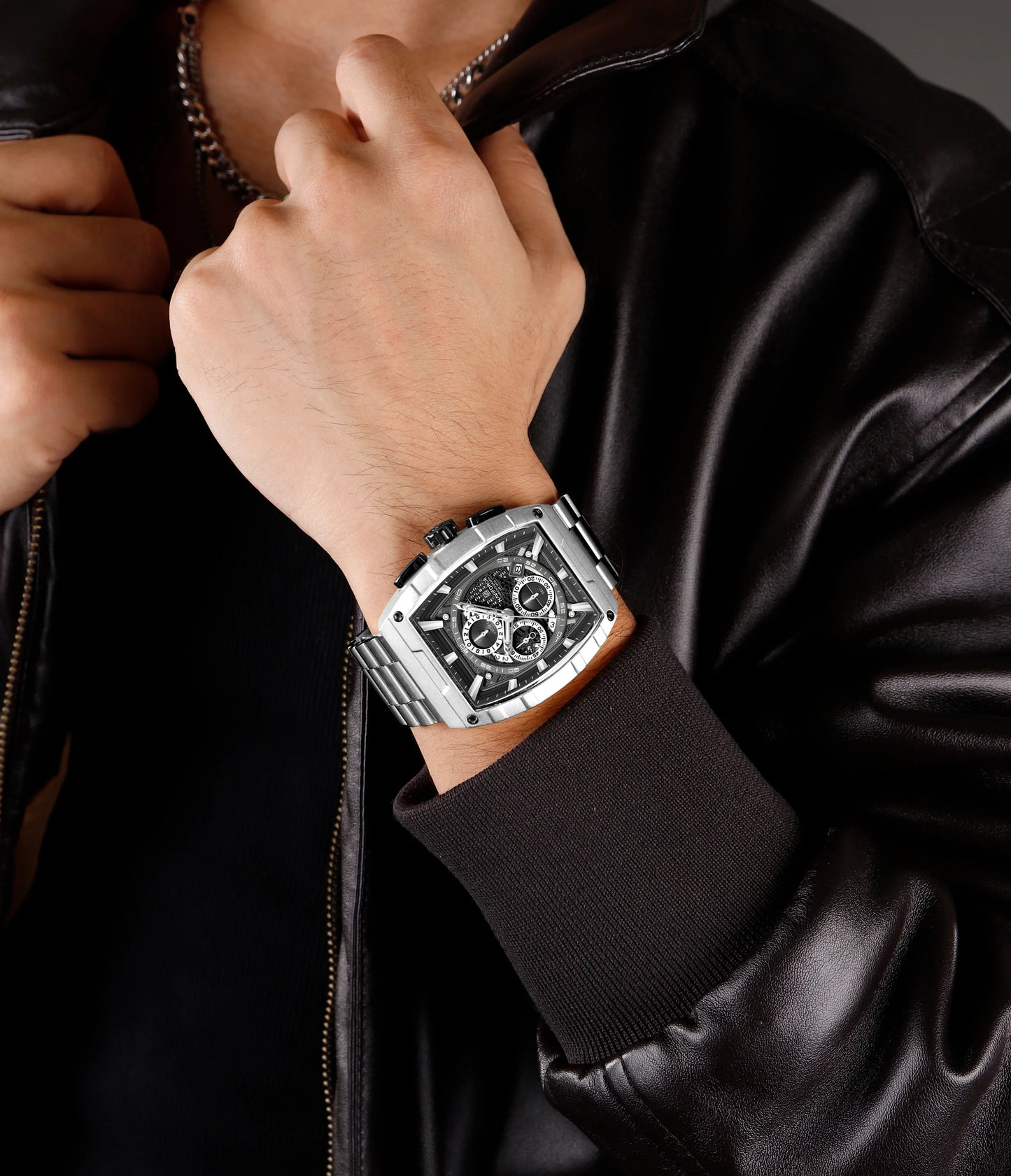 NAVIFORCE Watch 8066 Business Waterproof  Quartz Watch.