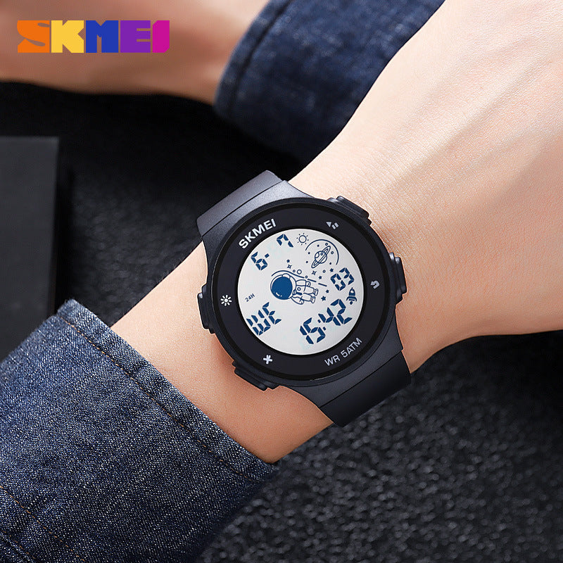SKMEI - Waterproof Digital Sports Watch for Men - Outdoor Adventure Style-2068