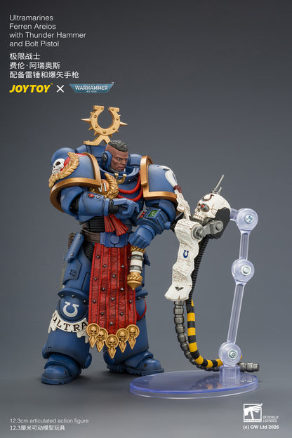 Ultramarines Ferren Areios with Thunder Hammer and Bolt Pistol - Warhammer 40k 1/18 Action Figure By JOYTOY